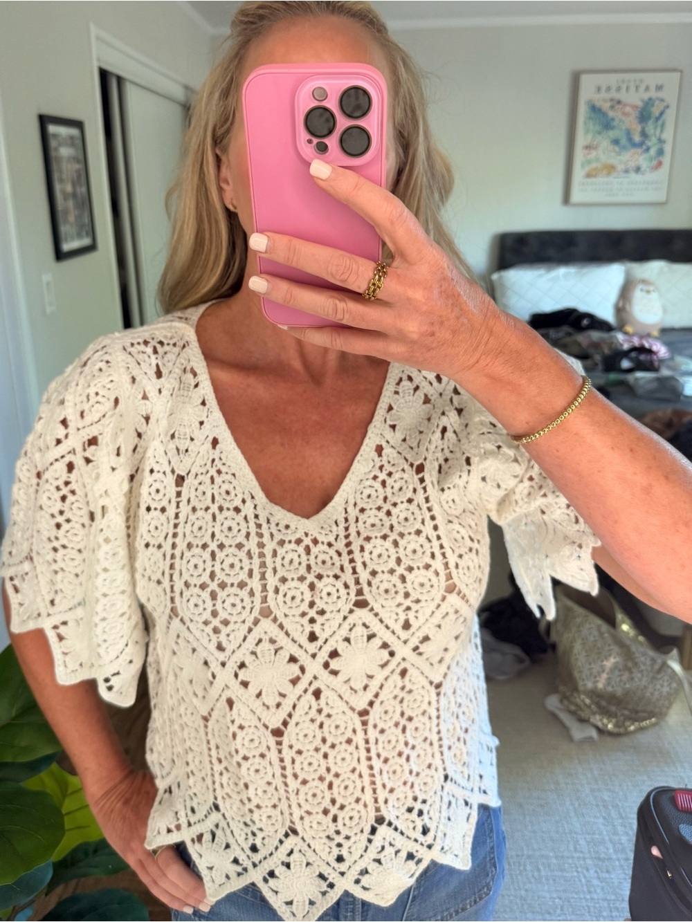 Solitaire White Crochet V-Neck Flutter Sleeve Top